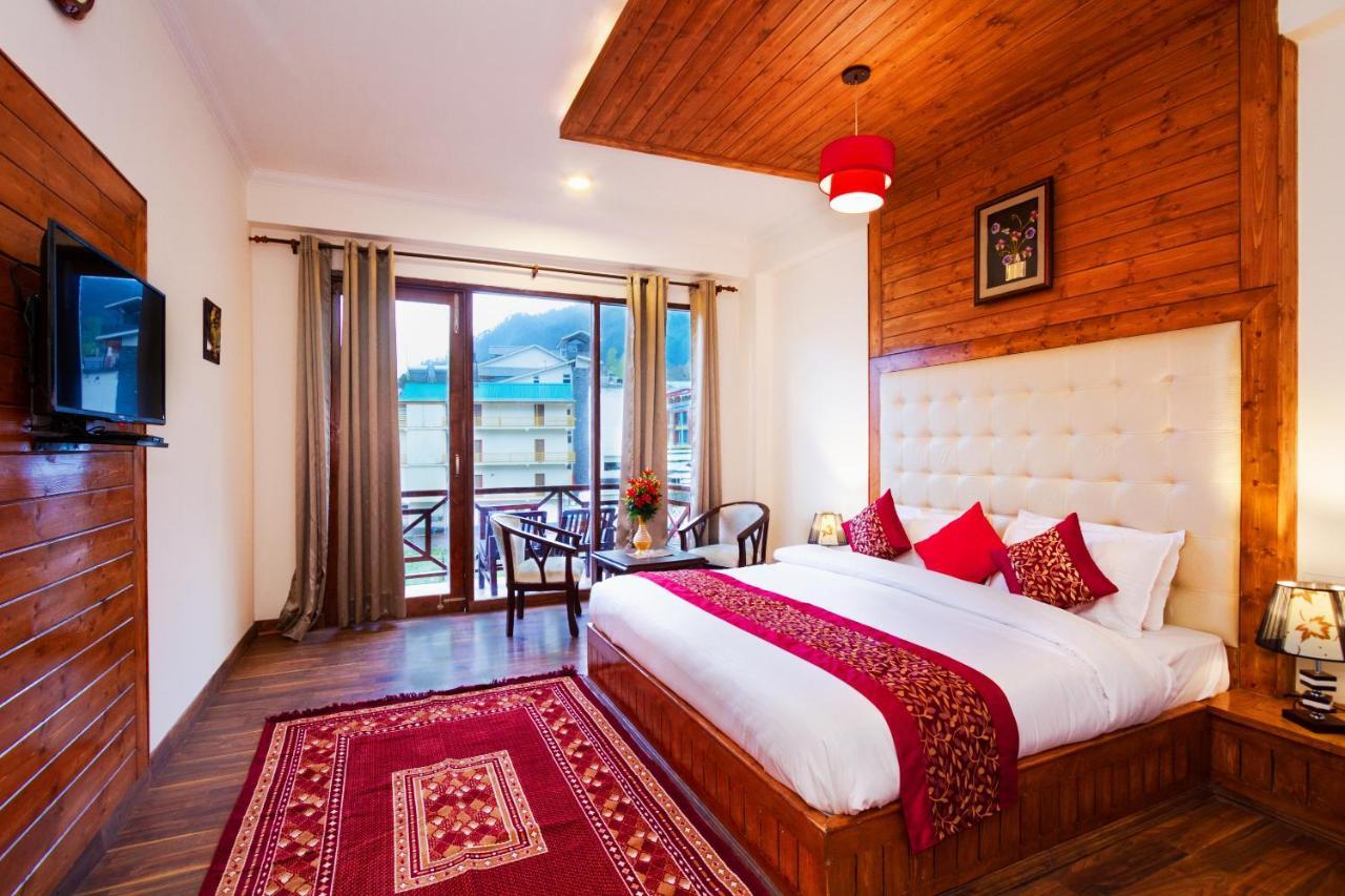 Hotel The Spruce Mansion Manāli Exterior foto